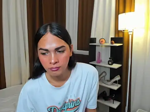 Snapshot of Sedictive_Samantha chatting on November 26, 4:12 am Sedictive Samantha online show from November 26, 4:12 am