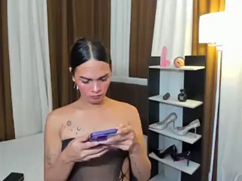 Snapshot of Sedictive_Samantha chatting on November 24, 5:57 pm Sedictive Samantha online show from November 24, 5:57 pm