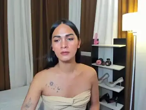 Snapshot of Sedictive_Samantha chatting on November 24, 4:23 am Sedictive Samantha online show from November 24, 4:23 am