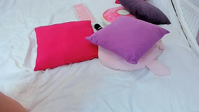 Snapshot of Leri_Dells chatting on January 11, 3:02 am Leri Dells online show from January 11, 3:02 am