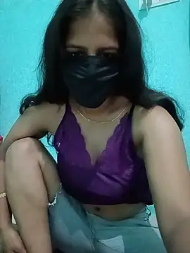 Snapshot of soni_megwal chatting on June 10, 12:06 pm soni megwal online show from June 10, 12:06 pm
