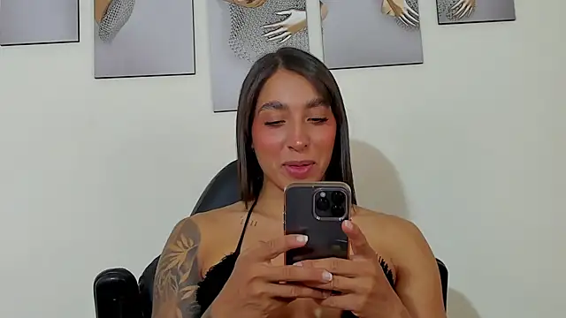 KAYLA BATISTA  online show from March 28, 9:16 pm