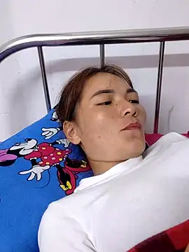 phuongxinhxan online show from November 3, 4:39 am