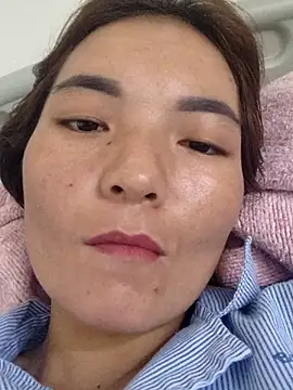 Snapshot of phuongxinhxan chatting on October 15, 5:50 am phuongxinhxan online show from October 15, 5:50 am