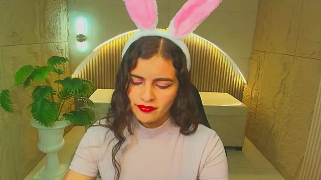 dany r  online show from December 15, 12:55 pm