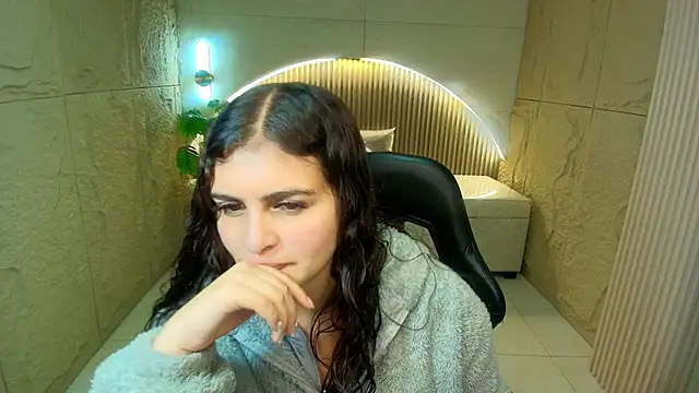 dany r  online show from January 9, 1:07 pm