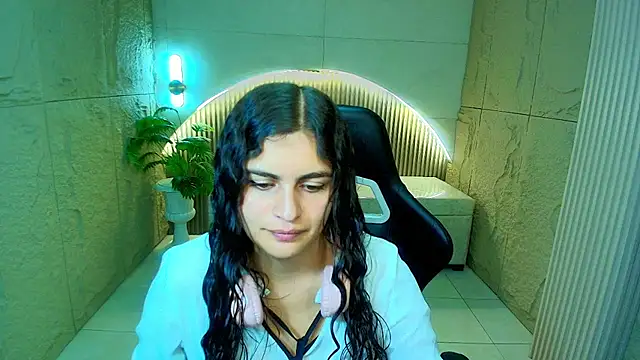 dany r  online show from March 25, 1:10 pm