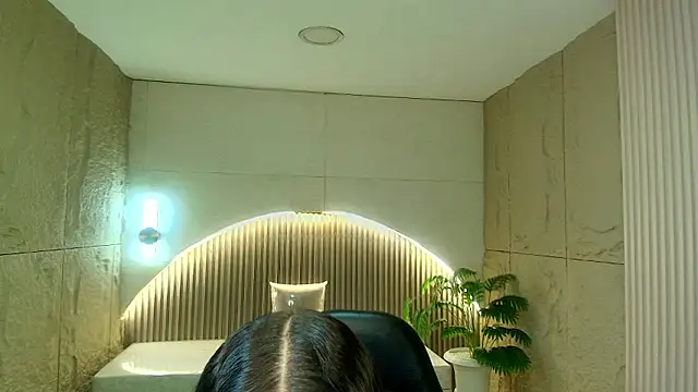 dany r  online show from January 17, 1:04 pm