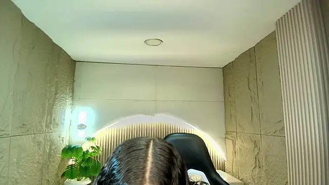 dany r  online show from March 29, 1:13 pm