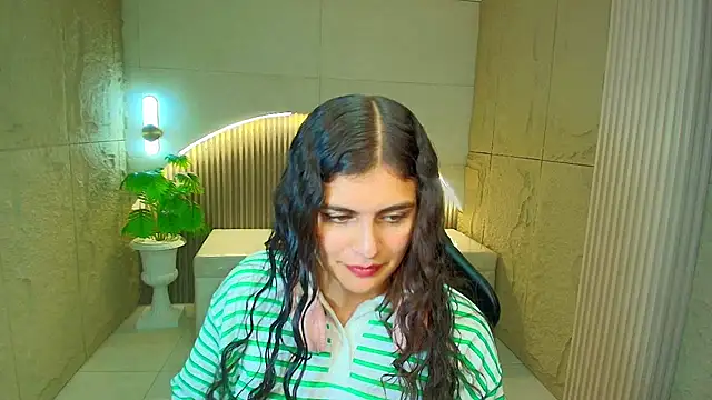 dany r  online show from March 26, 1:09 pm