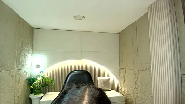 dany r  online show from March 13, 1:16 pm