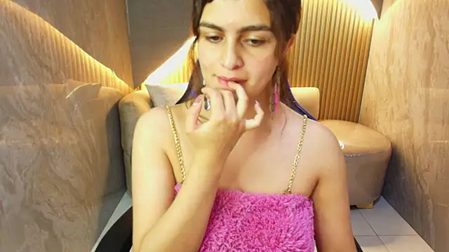 dany r  online show from October 16, 1:30 pm