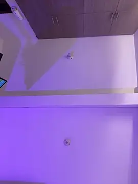 Mericute  online show from November 18, 3:10 am