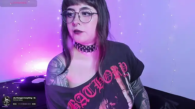 Hallucigenia  online show from April 24, 1:40 am