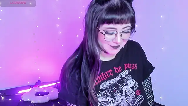 Hallucigenia  online show from March 13, 10:15 pm