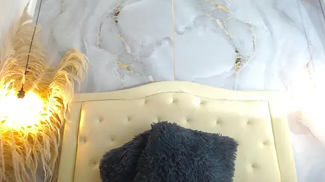 Samy moore14 online show from December 16, 3:05 pm