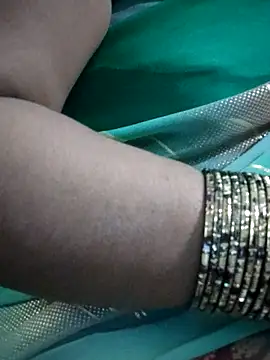 sweetqueen143 online show from October 24, 4:50 pm