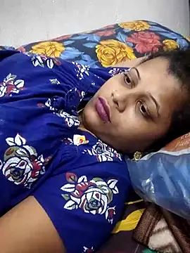 sweetqueen143 online show from March 19, 9:04 pm