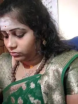 sweetqueen143 online show from October 22, 3:55 pm