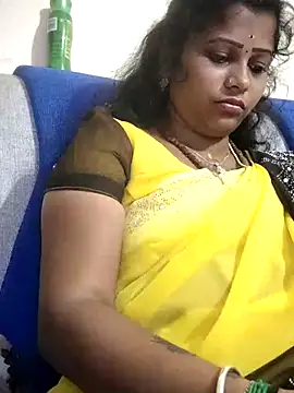 sweetqueen143 online show from November 13, 5:06 pm