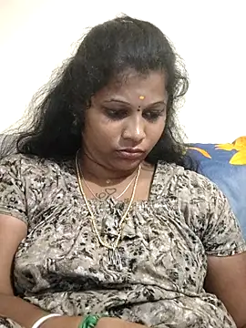 sweetqueen143 online show from November 4, 4:11 pm