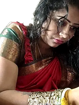 sweetqueen143 online show from October 23, 4:00 am