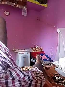 Snapshot of AgitatedStrip9 chatting on September 27, 6:41 am AgitatedStrip9 online show from September 27, 6:41 am