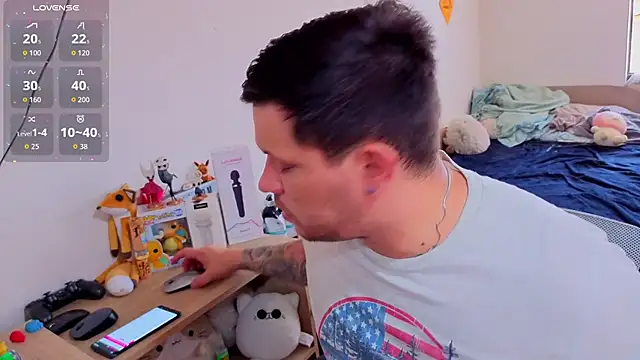 ryden 01 online show from November 4, 4:11 pm