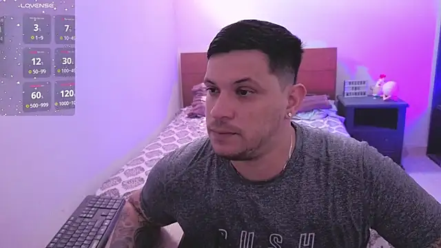 ryden 01 online show from April 18, 3:47 pm