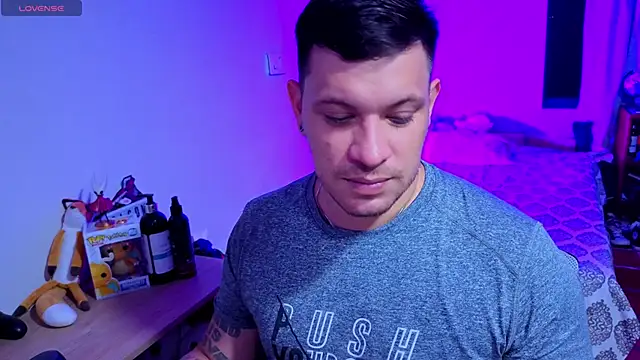 ryden 01 online show from September 29, 4:19 am