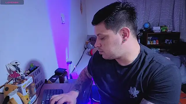 ryden 01 online show from March 14, 12:38 am