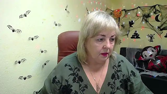 MilenaWedxy online show from November 3, 12:09 pm