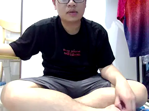 loveninja online show from March 29, 12:40 pm