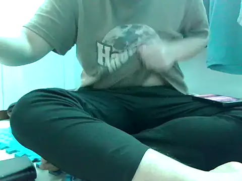 loveninja online show from April 3, 4:52 am