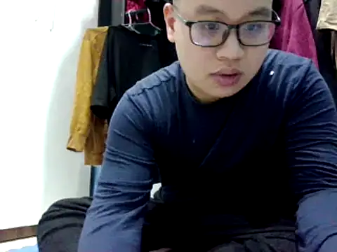 loveninja online show from February 5, 12:01 pm