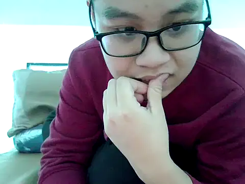 loveninja online show from December 20, 5:32 am