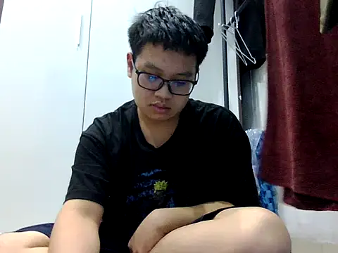 loveninja online show from April 1, 12:06 pm