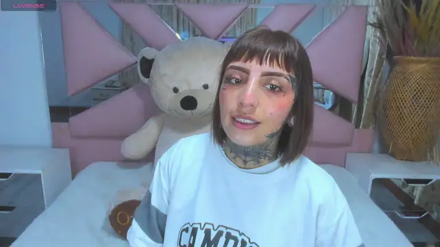 Gyal 8  online show from September 26, 3:24 am