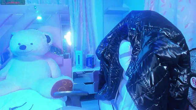 Gyal 8  online show from September 23, 3:35 am