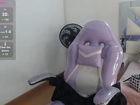 Gyal 8  online show from November 8, 3:10 am