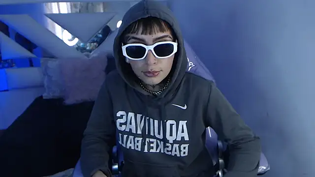 Gyal 8  online show from October 25, 4:29 pm