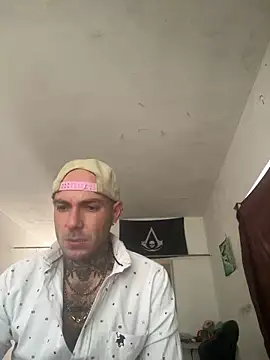 Snapshot of N3N3_SINS chatting on May 19, 8:16 pm N3N3 SINS online show from May 19, 8:16 pm