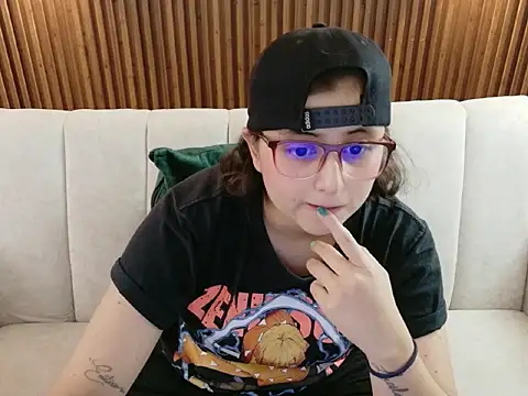 dirty feelena online show from February 17, 4:37 pm