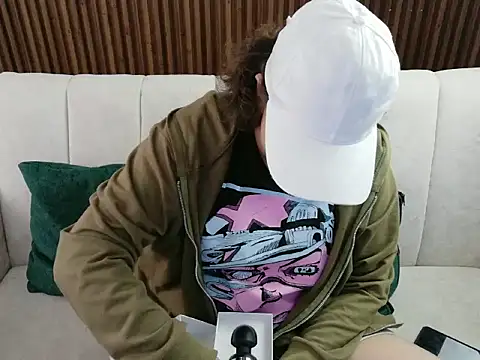 dirty feelena online show from February 26, 8:09 pm