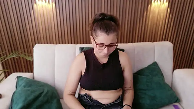 dirty feelena online show from November 6, 5:06 pm