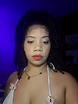 hottielatina online show from November 8, 10:46 pm