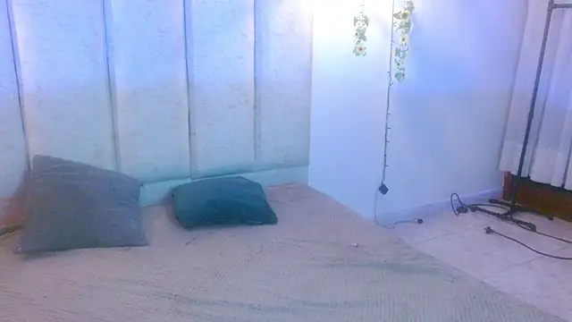 ladymooncs online show from October 9, 3:40 am