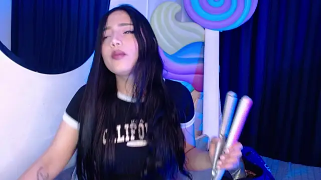 ladymooncs online show from February 4, 5:02 am