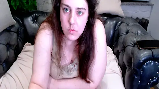 Hellen Miller   online show from April 4, 9:21 pm