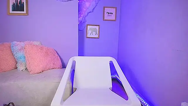 cat nasty online show from November 21, 10:09 pm